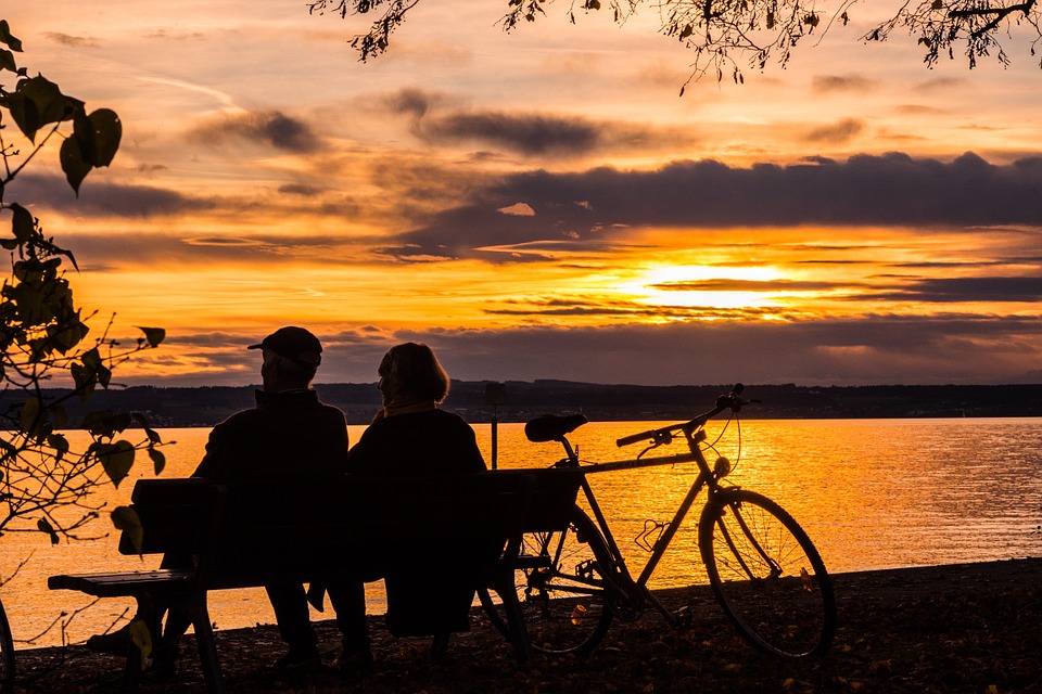sunset-538287_960_720.jpg